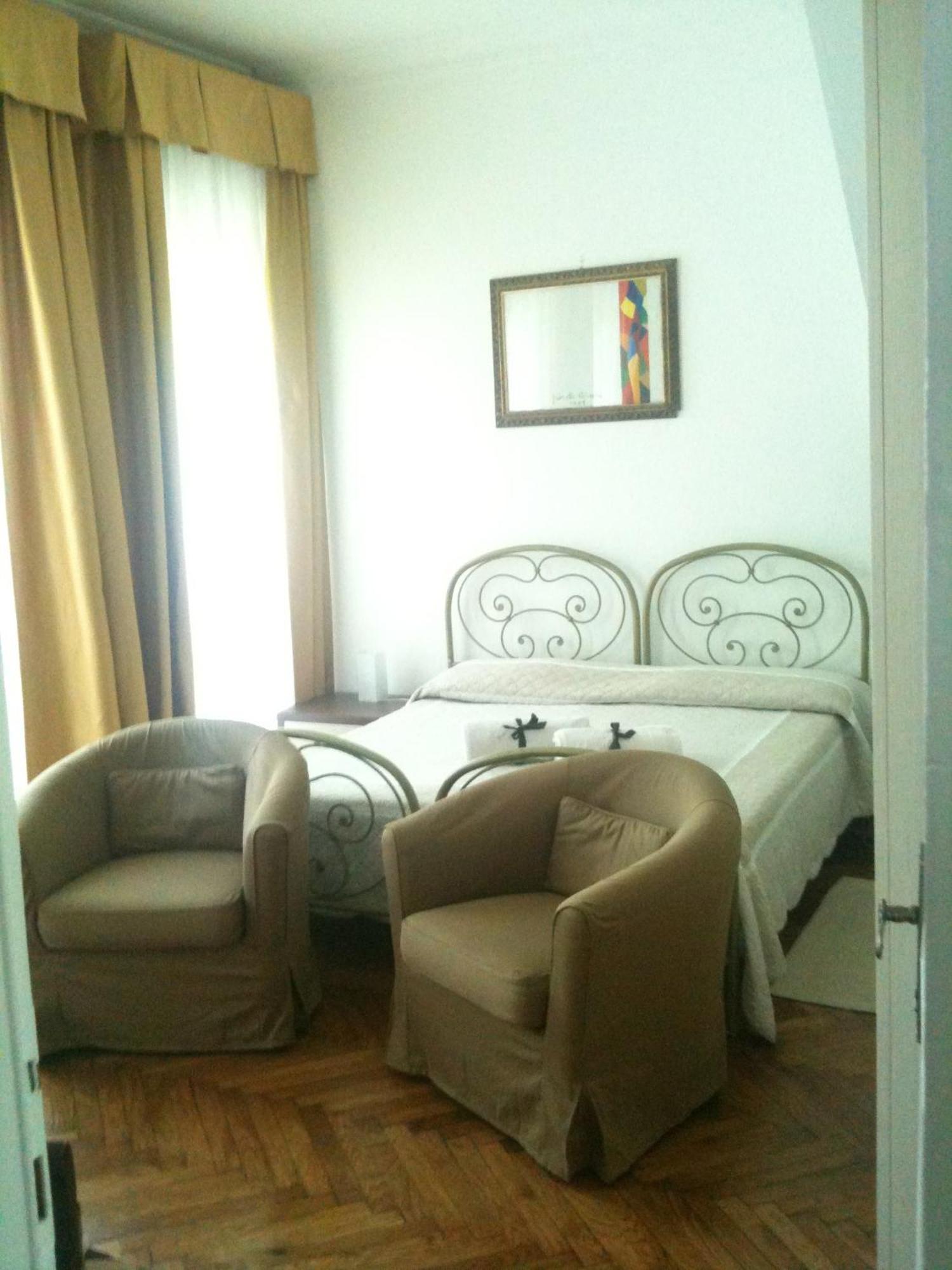 Villa Gabriella B&B - Apartments Venedik-Lido Oda fotoğraf