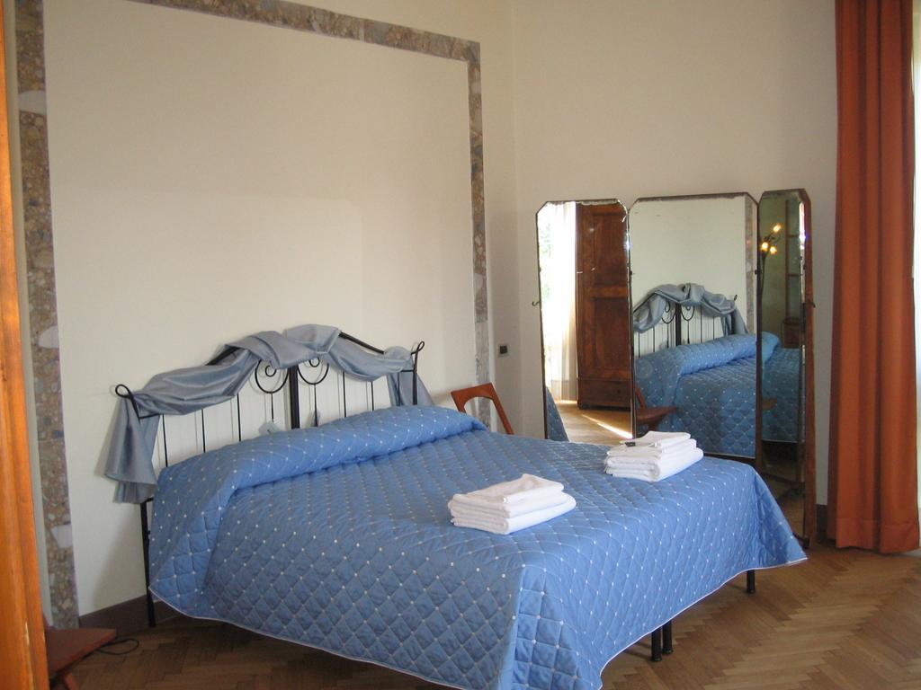 Villa Gabriella B&B - Apartments Venedik-Lido Dış mekan fotoğraf